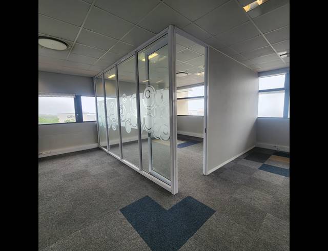 370M² OFFICE TO LET IN UMHLANGA RIDGE